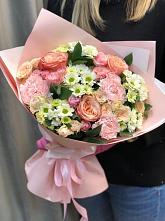 Букет нежные объятья в Псебае Букет цветов из: Гвоздики, Розы и Хризантемы в Псебае