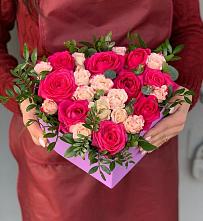 Цветочная композиция из Розы в коробке в Псебае